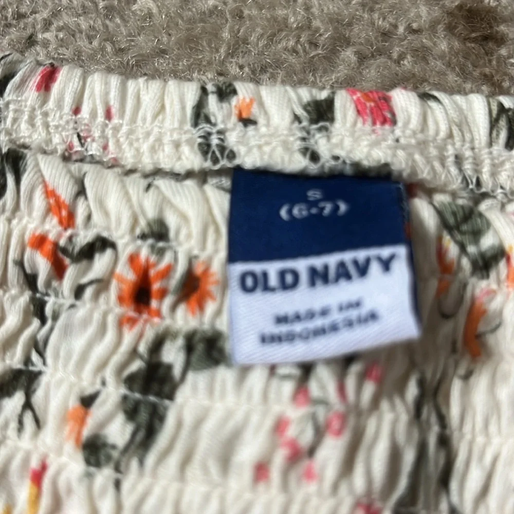 Old navy shirt